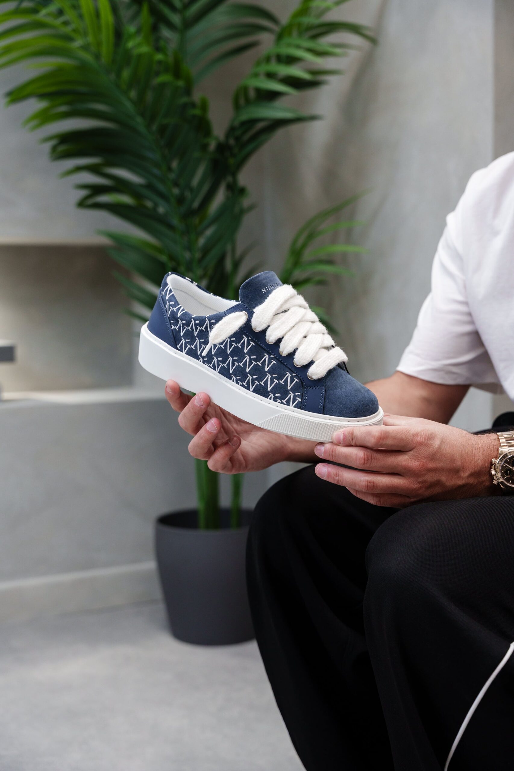 Signet - Navy – Image 3