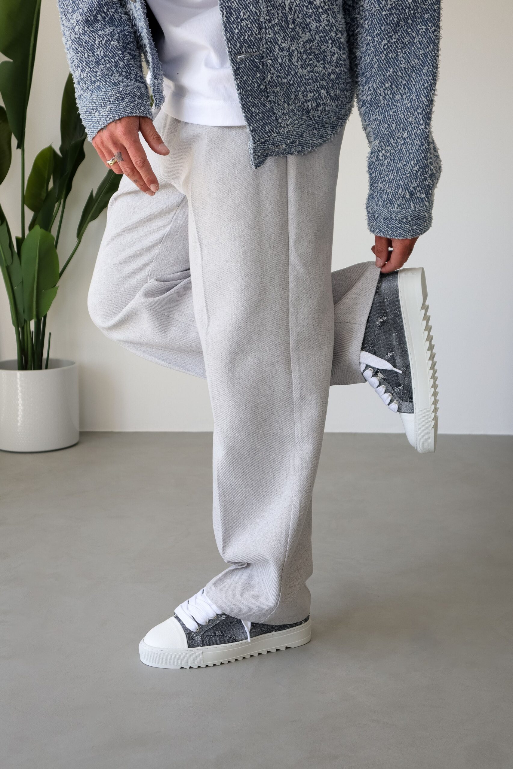 Thrashed Denim – Image 4