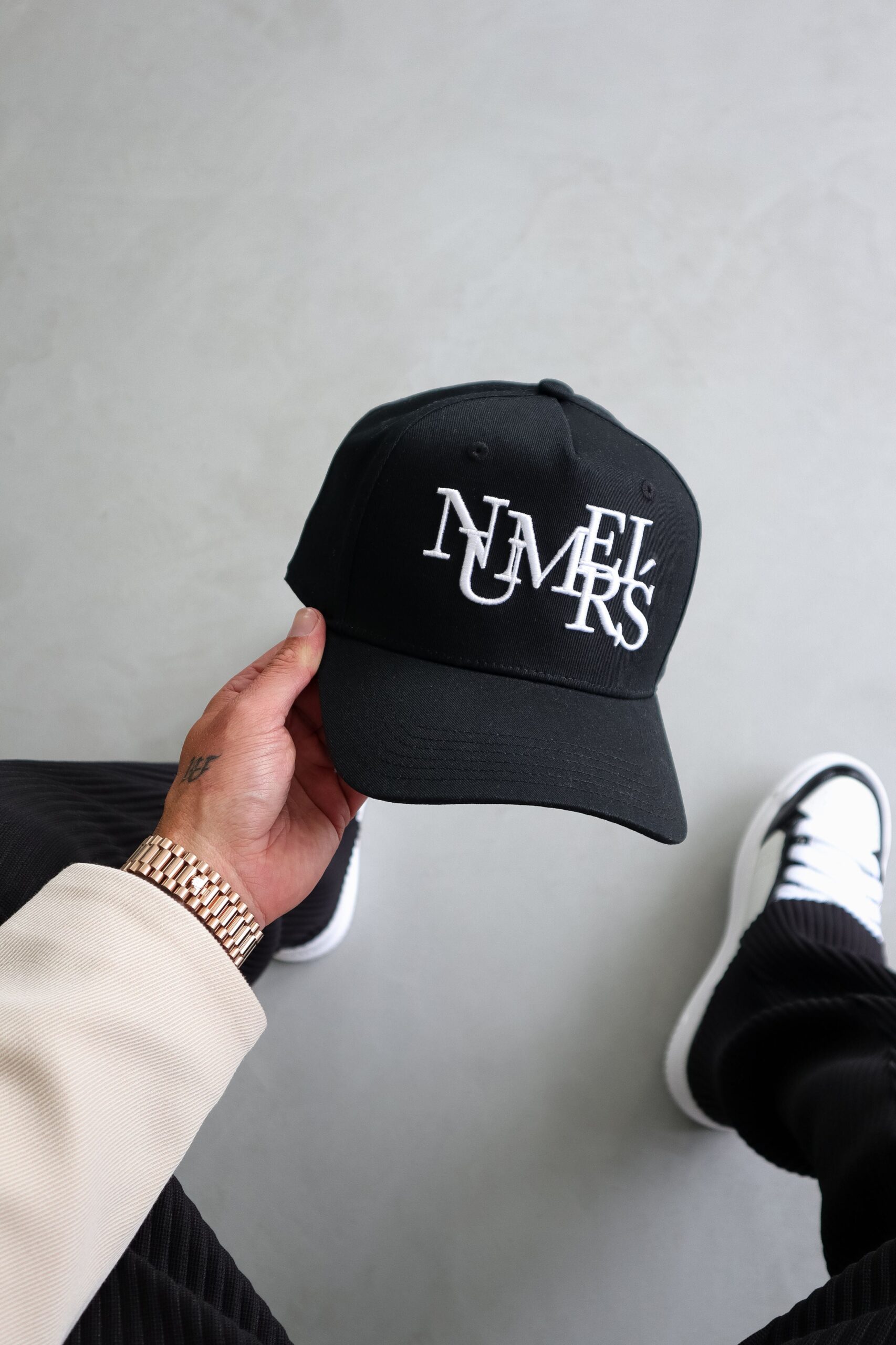 Serif Cap – Image 4