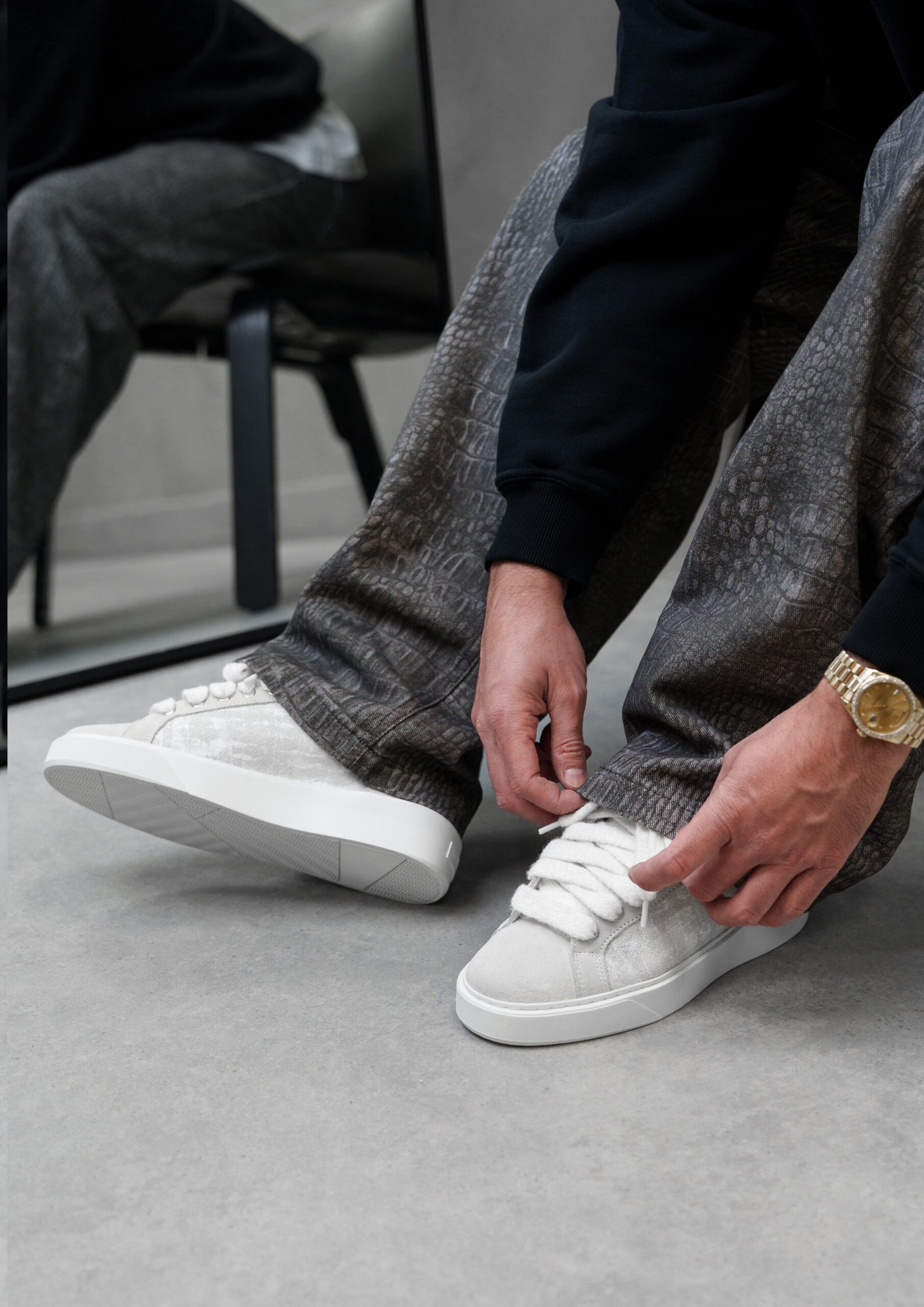 Signet - Chalk Grey – Image 4