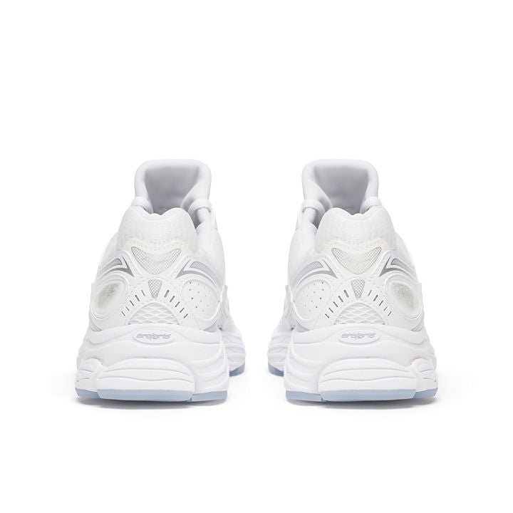 Saucony ProGrid Omni 9 Triple White – Image 6